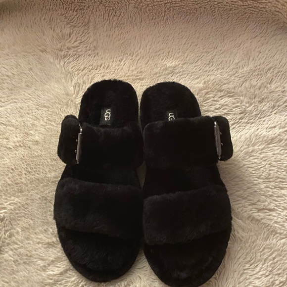 ❌SOLD❌   ugg fuzzy slides - Picture 10 of 16